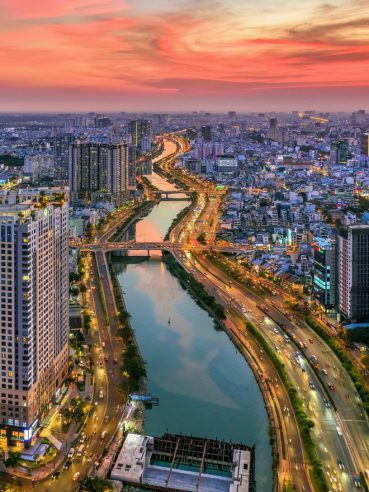 Hành trình hồi sinh bên những dòng kênh ‘chết’